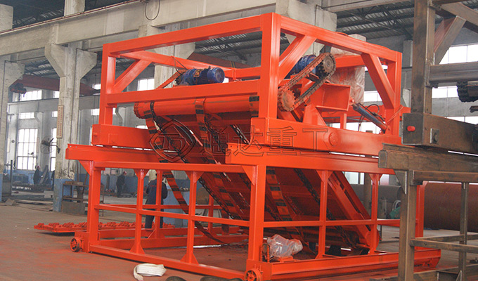 有機肥發酵鏈板翻拋機設備