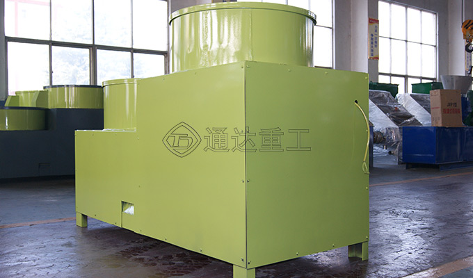 有機(jī)肥加工設(shè)備拋圓機(jī)