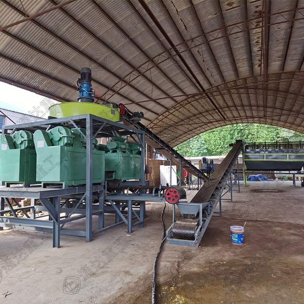 小型復合肥肥料生產(chǎn)線機器