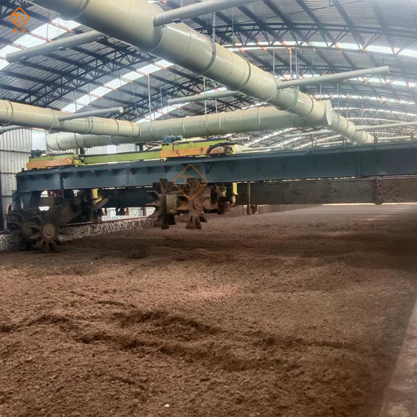 輪盤翻堆機9.jpg 輪盤翻堆機9.jpg