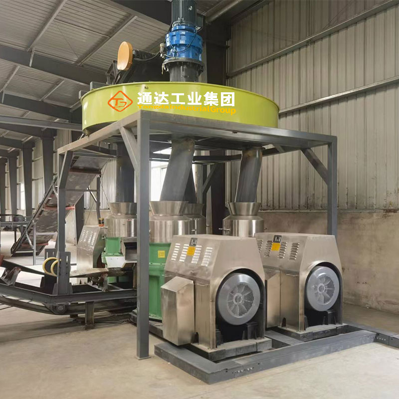 平模造粒機.jpg 平模造粒機.jpg